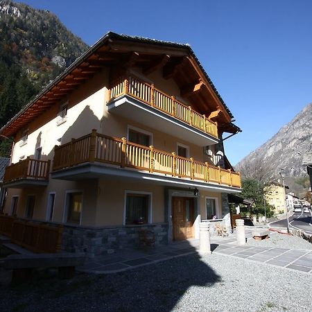 Villa Giuditta Residence Gaby Exterior photo
