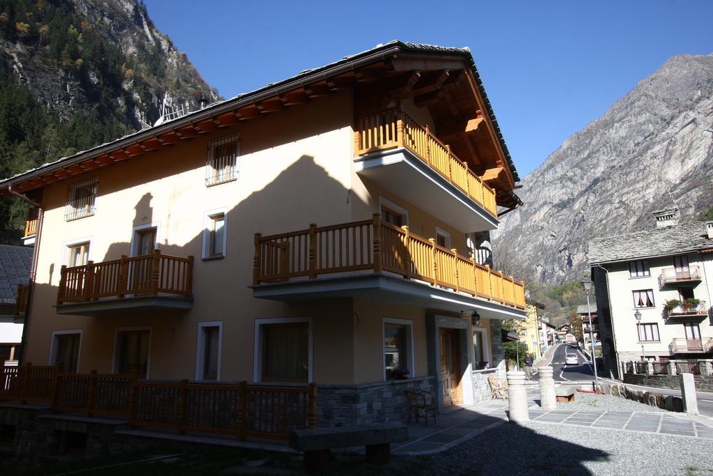 Villa Giuditta Residence Gaby Exterior photo
